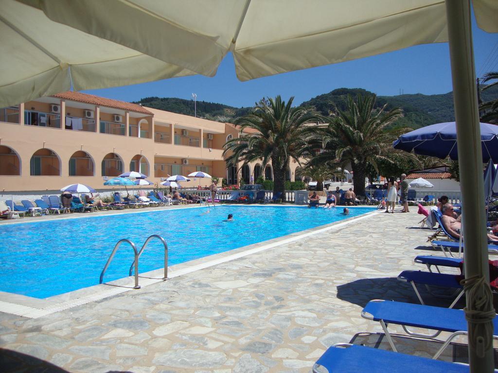 Alkyon Beach Hotel Agios Georgios Pagon Bagian luar foto